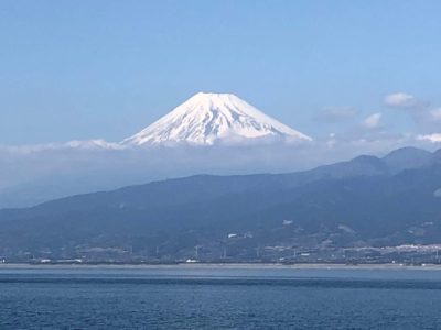 この日は好天。富士山も美しい